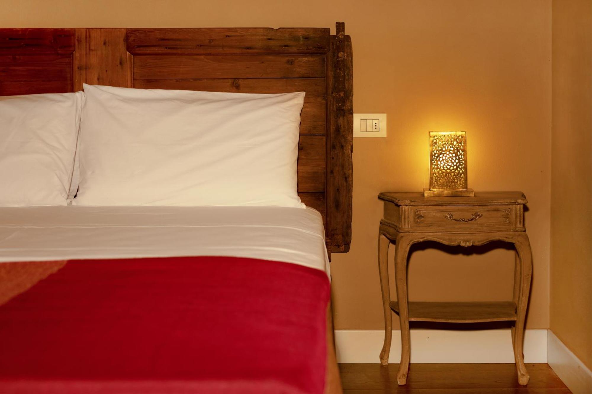 Luce Boutique Hotel Fortunago المظهر الخارجي الصورة