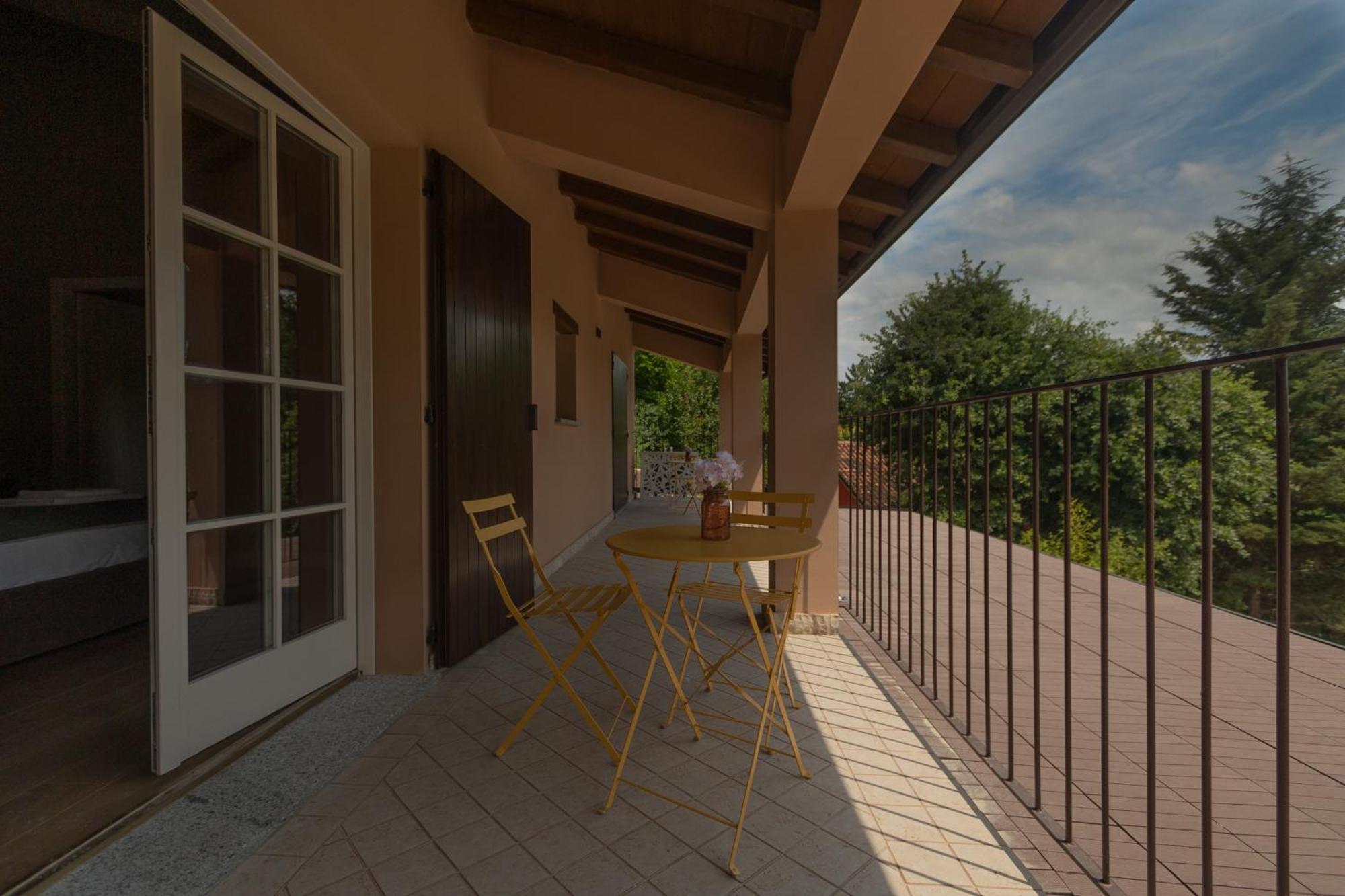 Luce Boutique Hotel Fortunago المظهر الخارجي الصورة